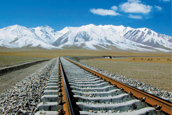 Travel to Lhasa from Shanghai by train