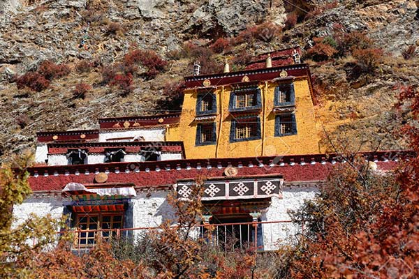Drak Yerpa Monastery Drak Yerpa Monastery