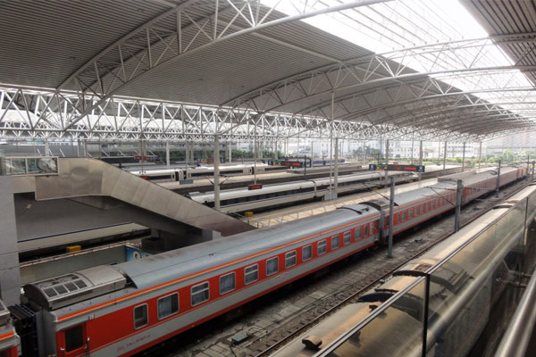 Trains at Shanghai Railway Station Trains at Shanghai Railway Station