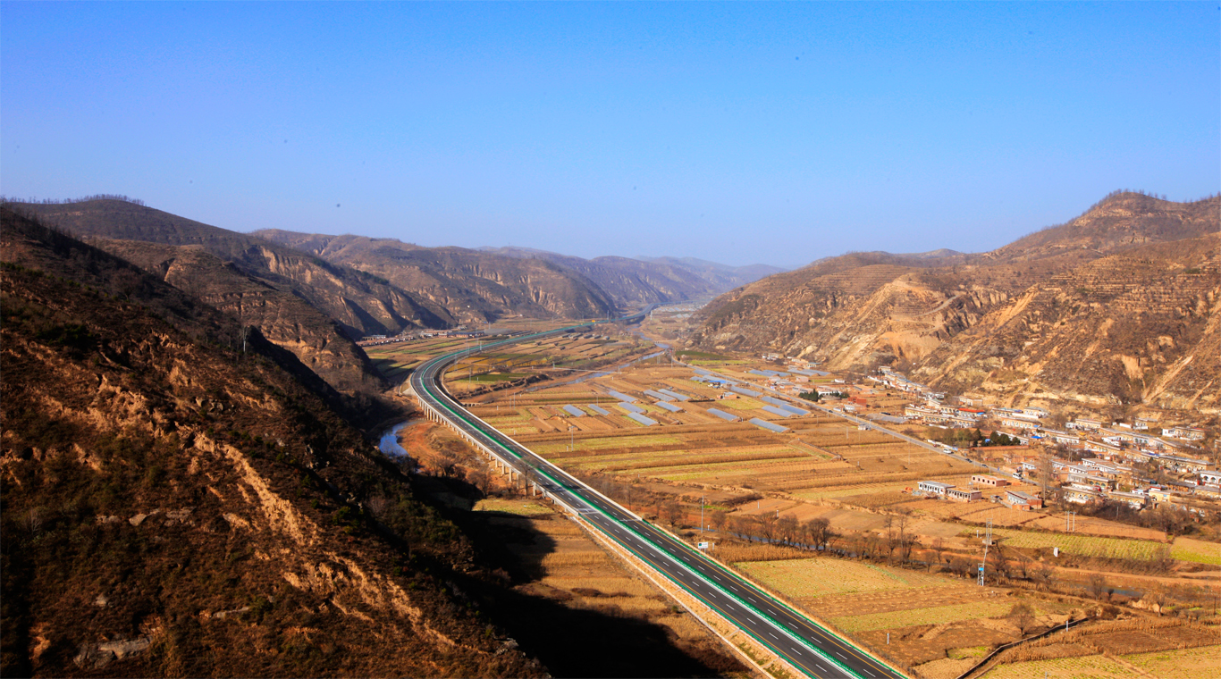 First Highway Begins to be Constructed in Sichuan Tibetan Area