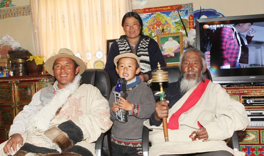 Story of an Ordinary Tibetan Family