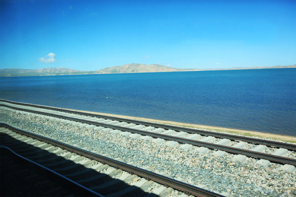 Getting close to the holy lake Conag on the Tibet train!