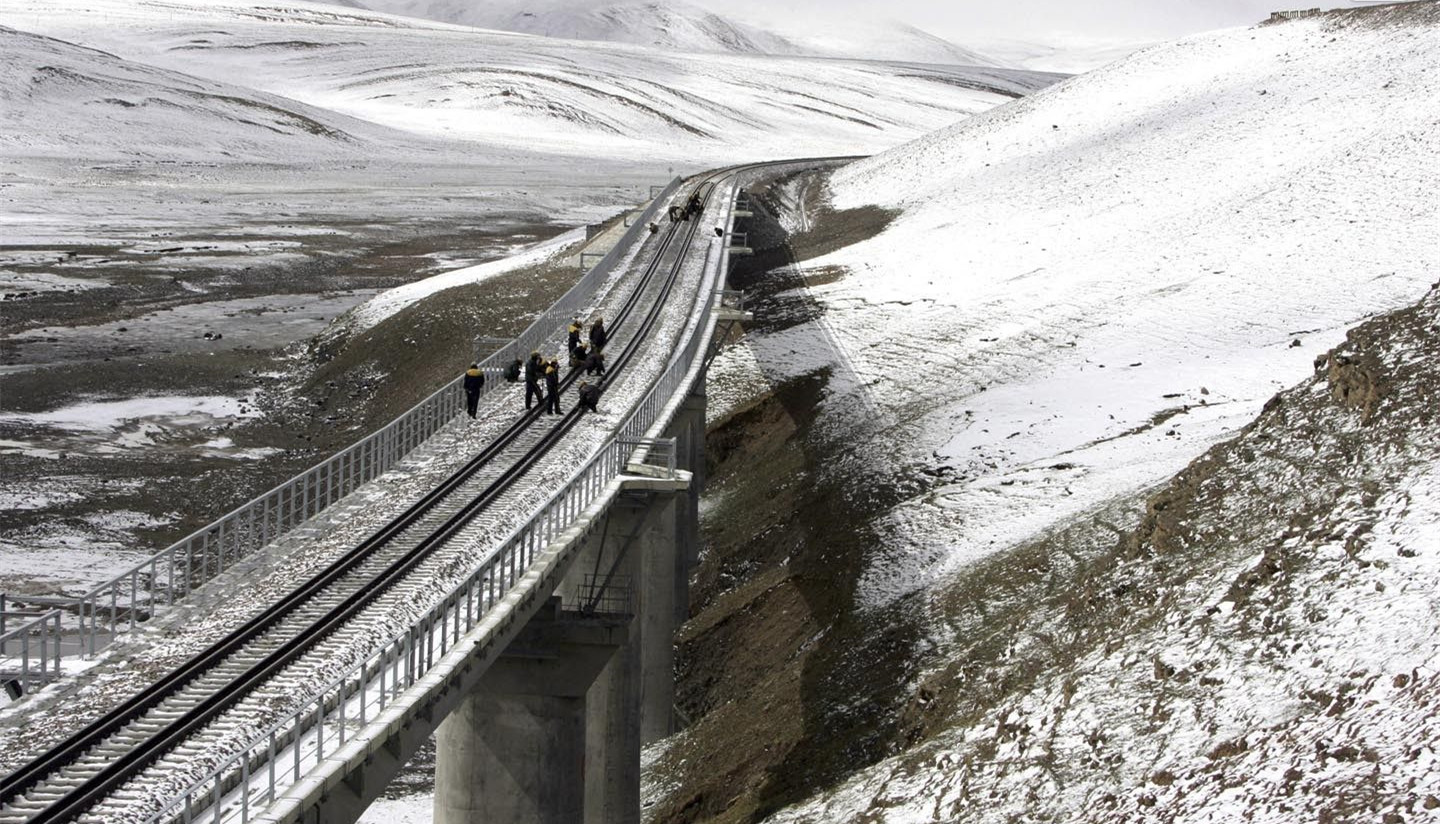An extension of the Qinghai-Tibet railway, the world's highest, will 
