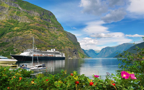 13 Days Beijing Xian Lhasa Chongqing Shanghai Tour with 3-day Yangtze River Cruise