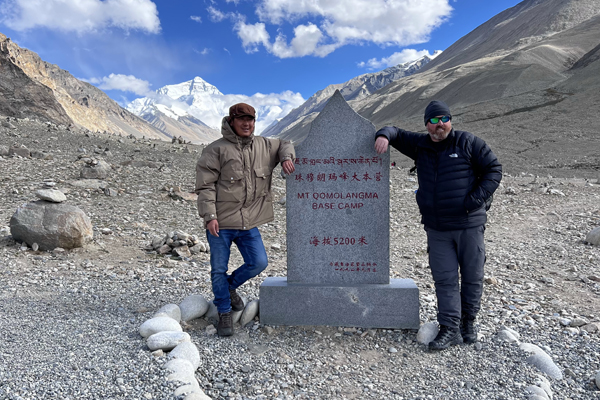 Clear Peak View of Moutn Everest