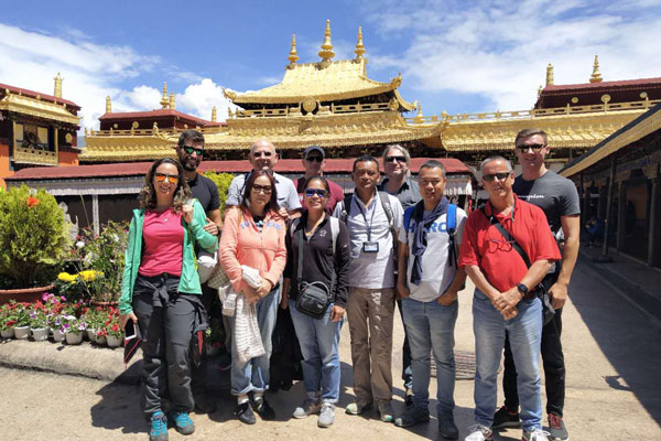 Tibet group tour