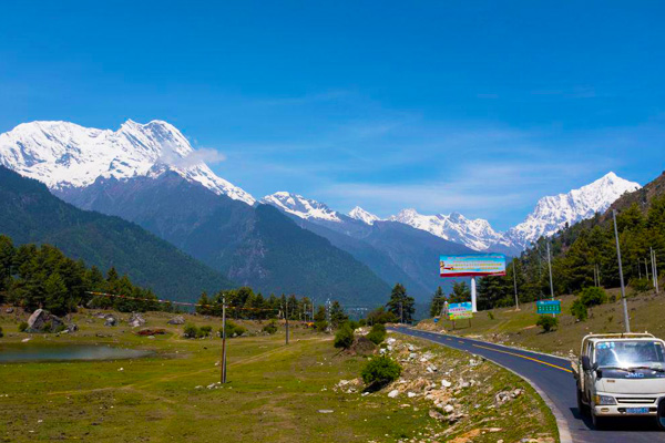 Kathmandu to Lhasa overland tour