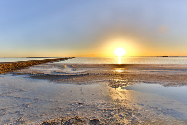 Qarhan Salt Lake