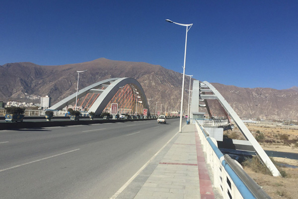 Liuwu Bridge Links to Lhasa City