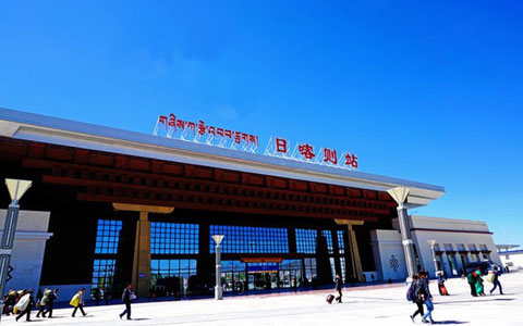 Shigatse Railway Station Guide: Take Lhasa to Shigatse Train across Tibetan Plateau