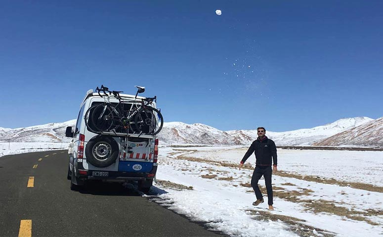 Our customer enjoy his winter Tibet bike tour.