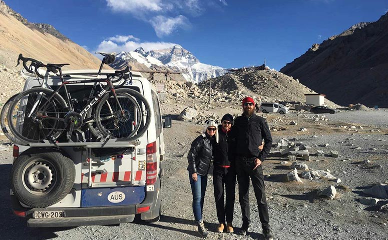 Enjoy a Tibet Bike Tour to Everest Base Camp with Us