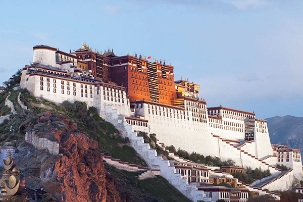  Potala Palace 