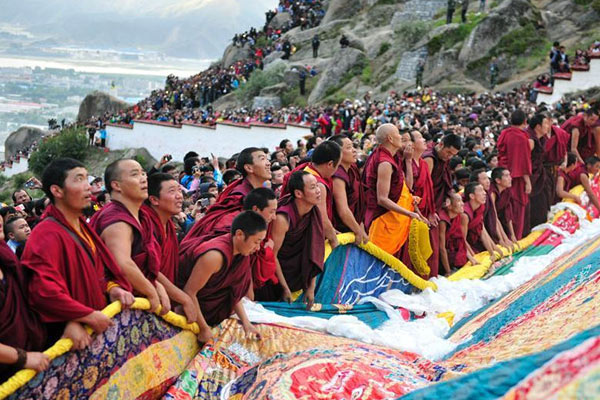  Unveiling of the Thangka 
