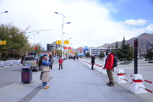 Tibet train tour