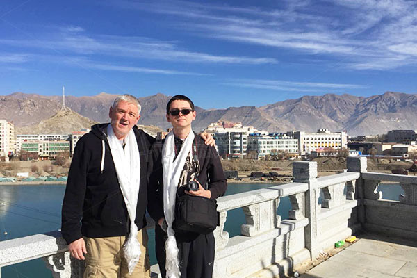    Arrival in Lhasa  