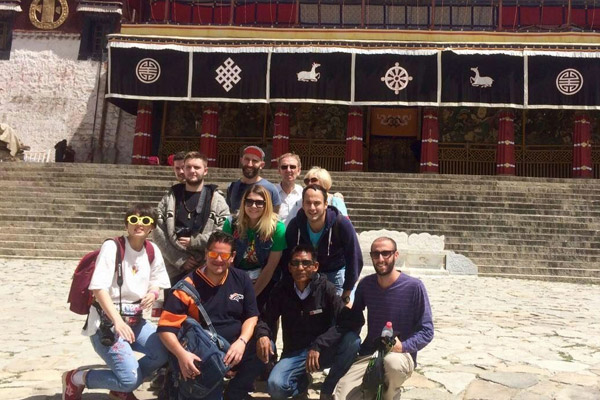  Travel with a local guide