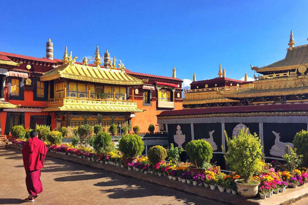  Jokhang Temple 