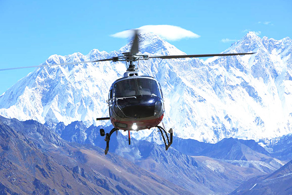 Helicopter ride to Mount Everest in Nepal