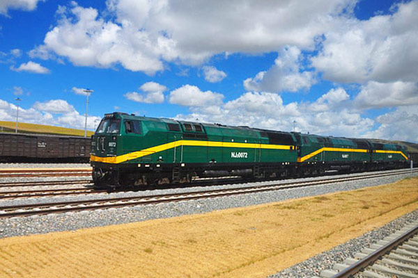   Tibet train  