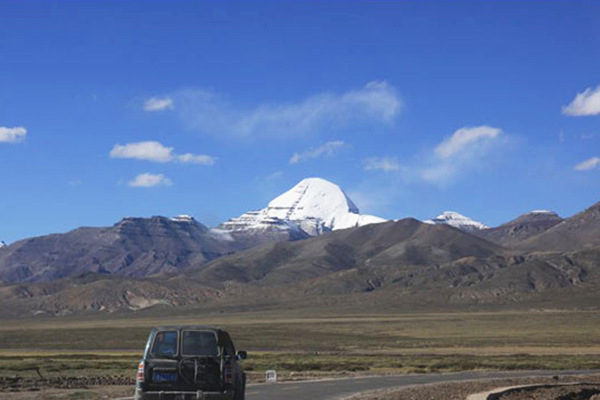 Lhasa to Mt. Kailash by road 