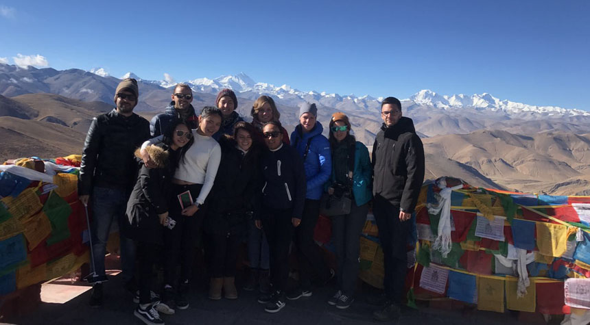 Enjoying the Himalayas from Gawula Pass (5,198m)