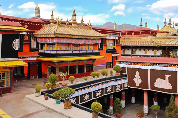  Jokhang Temple 