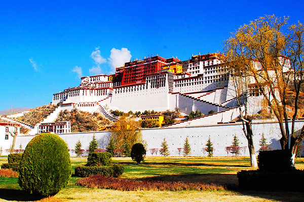  Potala Palace 
