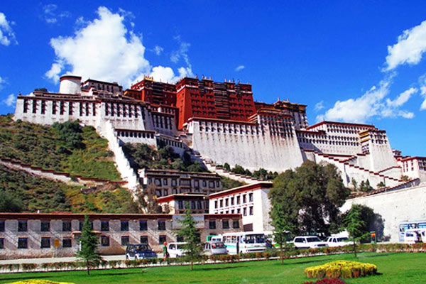  Potala Palace 